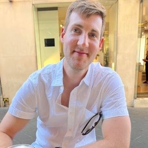 Meet your Posher, Robert